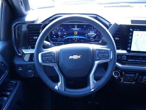 2025 Chevrolet Silverado 3500 LT
