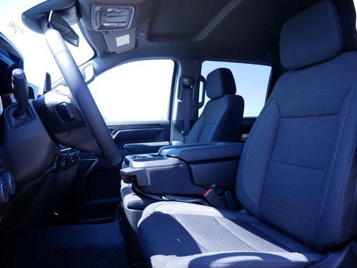 2025 Chevrolet Silverado 3500 LT