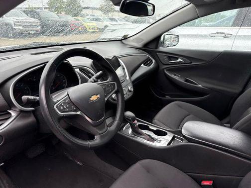 2023 Chevrolet Malibu FWD RS