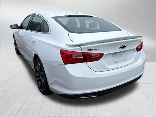 2023 Chevrolet Malibu FWD RS