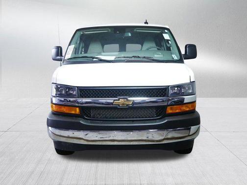 Summit White 2025 Chevrolet Express 3500 RWD 3500 Extended Wheelbase LT