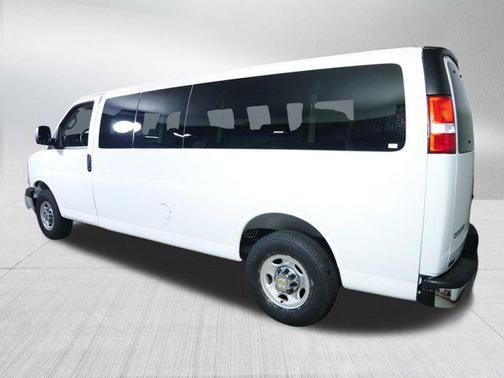 Summit White 2025 Chevrolet Express 3500 RWD 3500 Extended Wheelbase LT