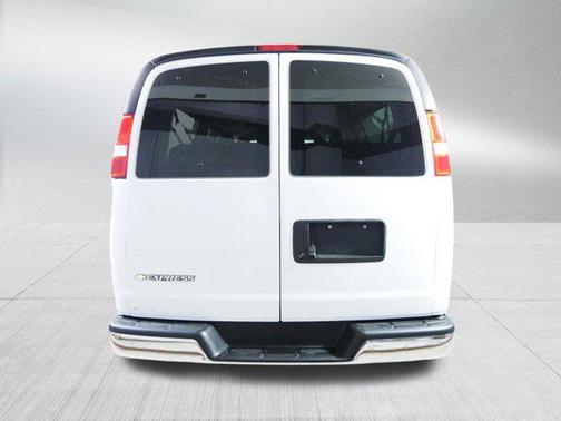Summit White 2025 Chevrolet Express 3500 RWD 3500 Extended Wheelbase LT