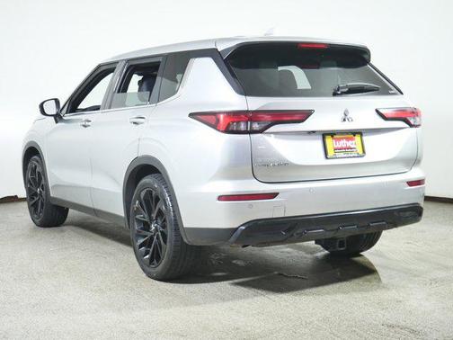 2022 Mitsubishi Outlander Black Edition S-AWC