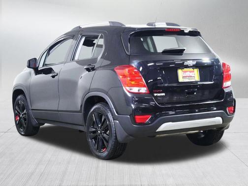 Mosaic Black Metallic 2020 Chevrolet Trax LT