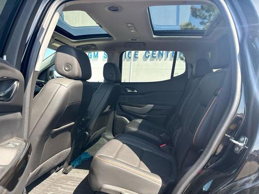 Ebony Twilight Metallic 2023 GMC Acadia AWD AT4
