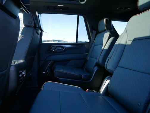 2026 GMC Yukon 4WD AT4