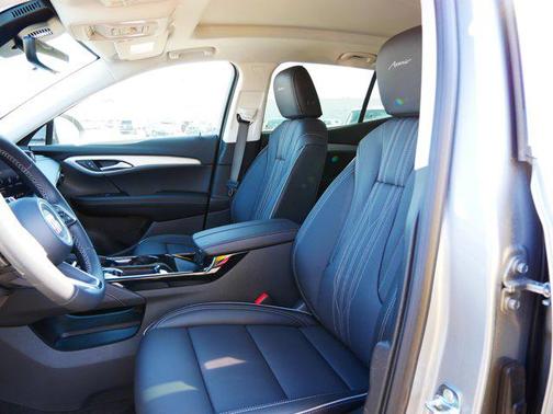 2025 Buick Envision Avenir AWD