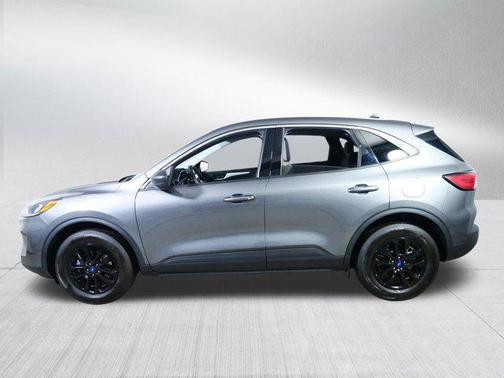Carbonized Gray Metallic 2022 Ford Escape SE