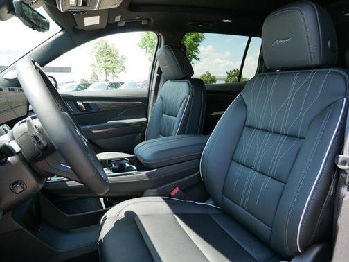 2025 Buick Enclave Avenir FWD