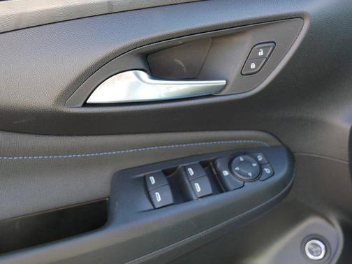 2025 Buick Envista Sport Touring FWD