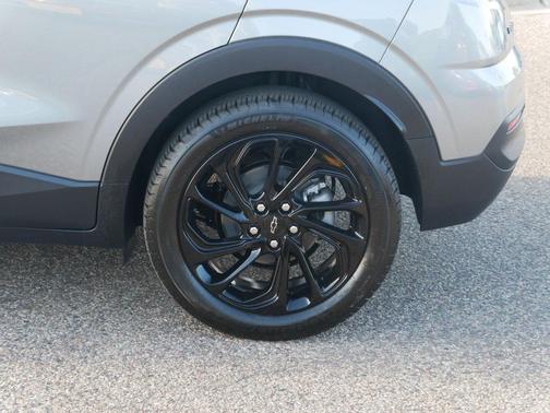 Sterling Gray Metallic 2027 Chevrolet Bolt RS FWD