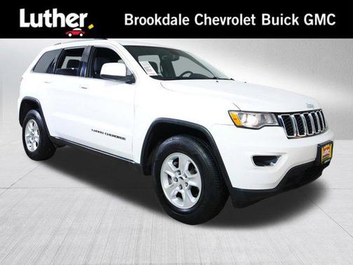 Bright White Clearcoat 2017 Jeep Grand Cherokee Laredo