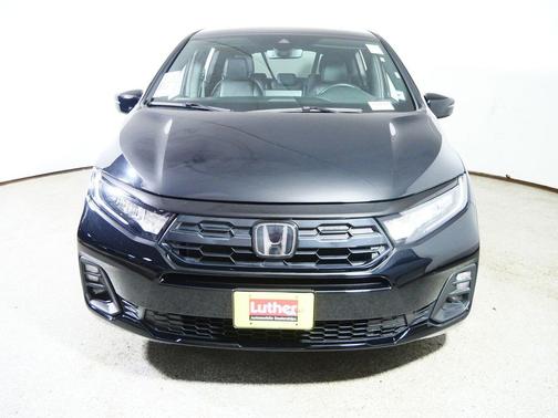 Crystal Black Pearl 2025 Honda Odyssey Sport-L