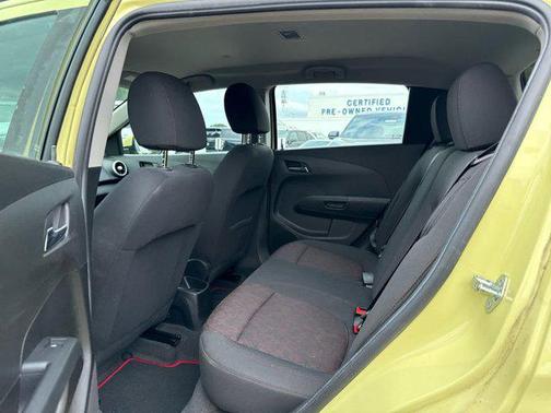 2017 Chevrolet Sonic LT