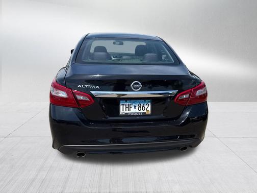 Super Black 2018 Nissan Altima 2.5 S