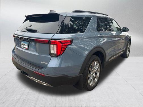Vapor Blue Metallic 2025 Ford Explorer Active