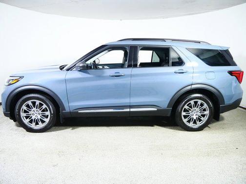 Vapor Blue Metallic 2025 Ford Explorer Active