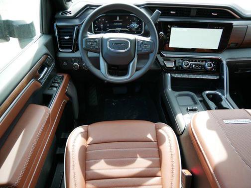 2025 GMC Sierra 3500 Denali