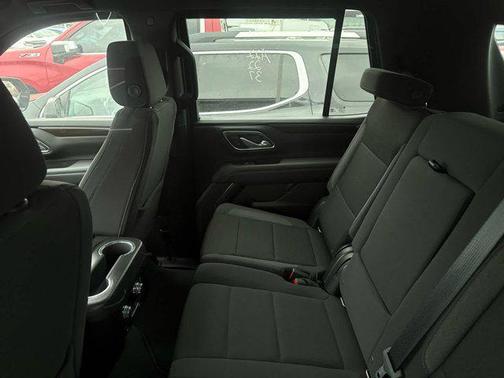 2022 GMC Yukon SLE