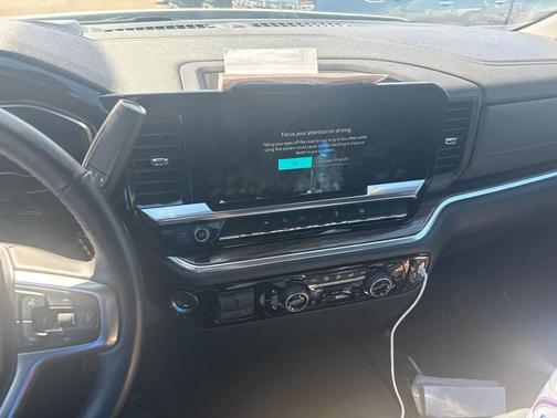 Summit White 2025 Chevrolet Silverado 1500 LT