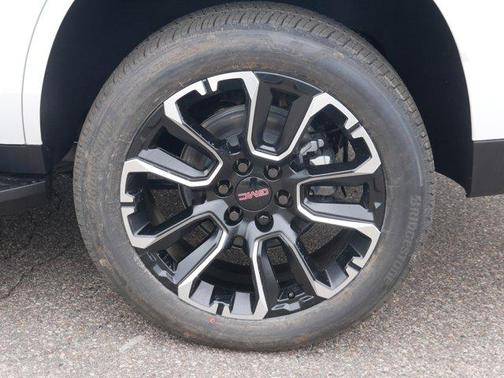 Summit White 2026 GMC Yukon 4WD Elevation