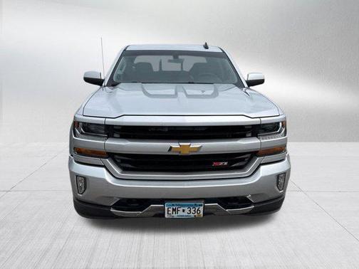 Silver Ice Metallic 2017 Chevrolet Silverado 1500 2LT