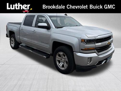 Silver Ice Metallic 2017 Chevrolet Silverado 1500 2LT