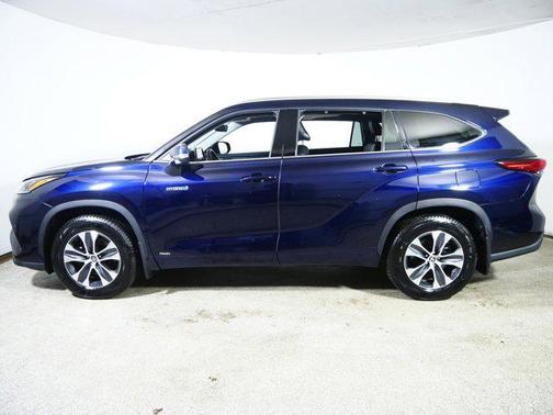 2020 Toyota Highlander Hybrid XLE