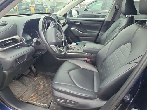 2020 Toyota Highlander Hybrid XLE