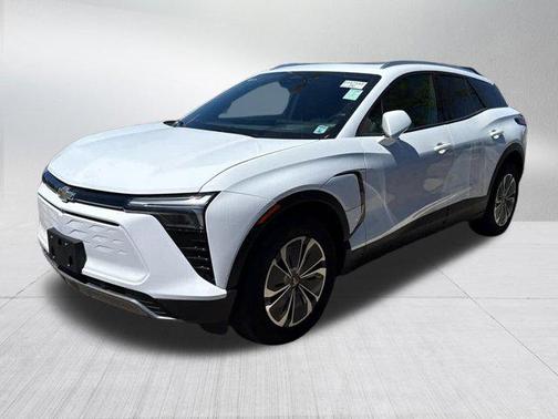 Summit White 2024 Chevrolet Blazer EV eAWD LT
