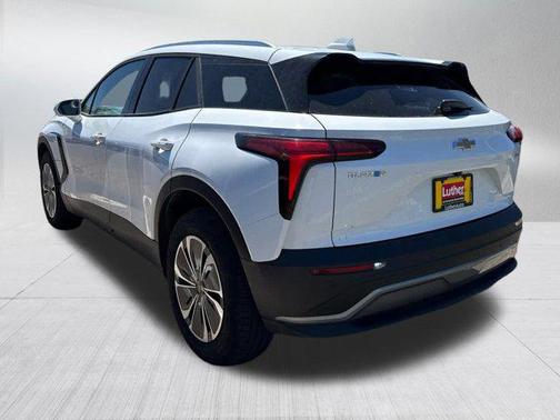 Summit White 2024 Chevrolet Blazer EV eAWD LT