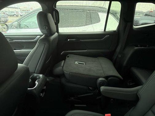 2024 GMC Acadia AWD Elevation