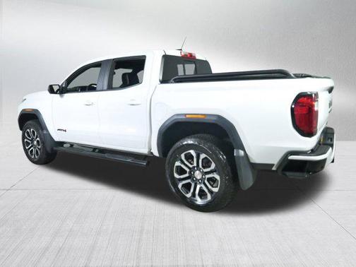 2023 GMC Canyon Base