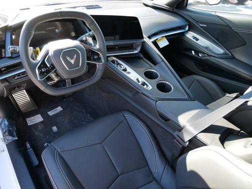 2026 Chevrolet Corvette Stingray w/1LT