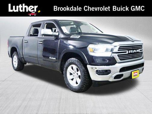 Diamond Black Crystal Pearlcoat 2021 RAM 1500 Laramie