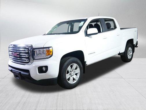 Summit White 2018 GMC Canyon SLE