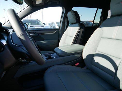 2026 GMC Acadia AT4 AWD