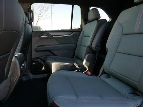 2026 GMC Acadia AT4 AWD