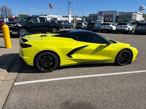 Accelerate Yellow Metallic 2024 Chevrolet Corvette Stingray w/2LT