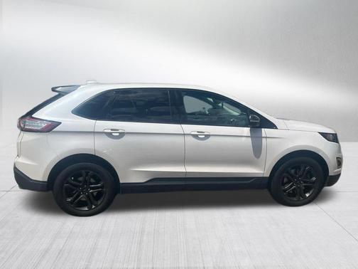 White Platinum Metallic Tri-Coat 2018 Ford Edge SEL