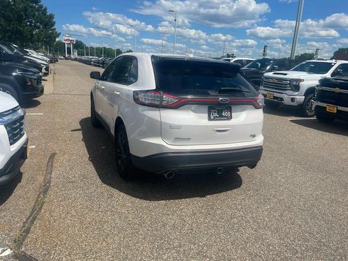 White Platinum Metallic Tri-Coat 2018 Ford Edge SEL