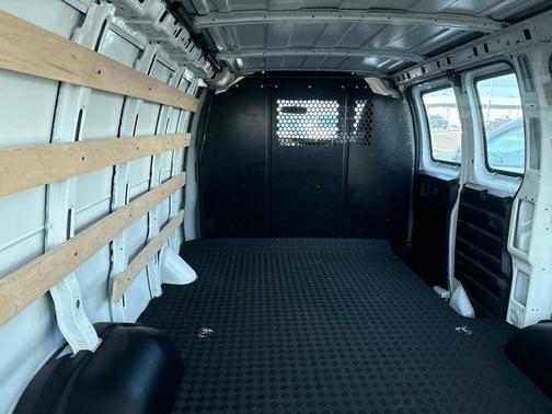 2024 Chevrolet Express 2500 Work Van