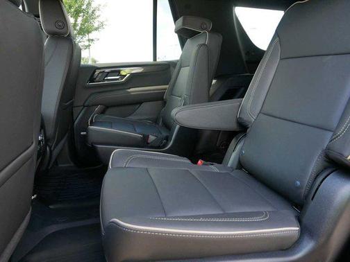 2025 GMC Yukon 4WD Elevation