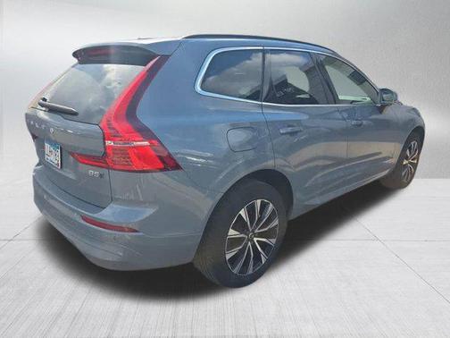 2023 Volvo XC60 B5 Core
