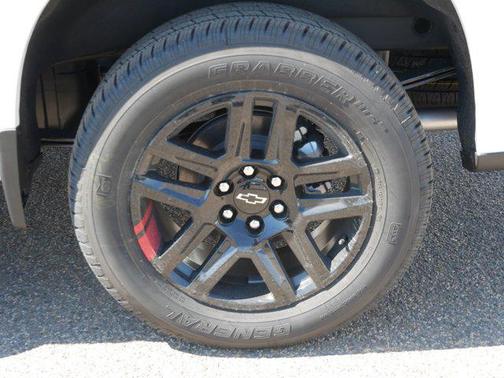 Summit White 2026 Chevrolet Silverado 1500 RST