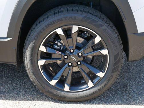 Polar White Tricoat 2026 Chevrolet Equinox AWD RS
