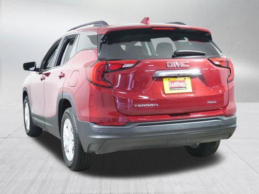 2021 GMC Terrain SLE