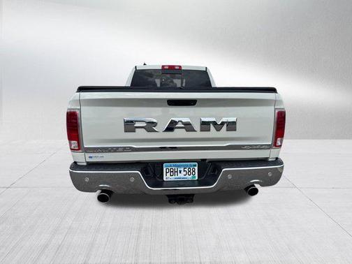2017 RAM 1500 Limited Crew Cab 4x4 6'4' Box