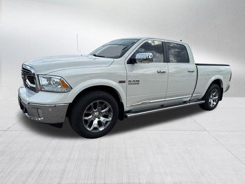 2017 RAM 1500 Limited Crew Cab 4x4 6'4' Box